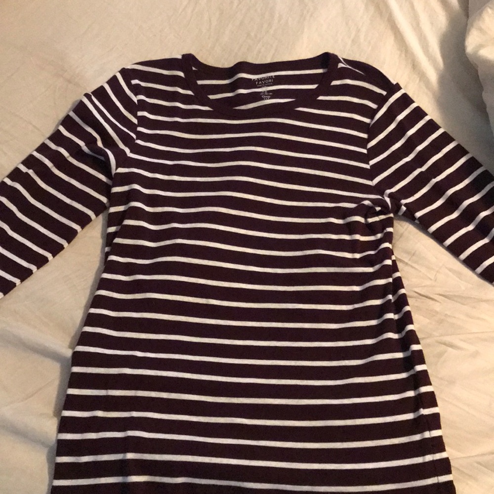 GAP long sleeved tee